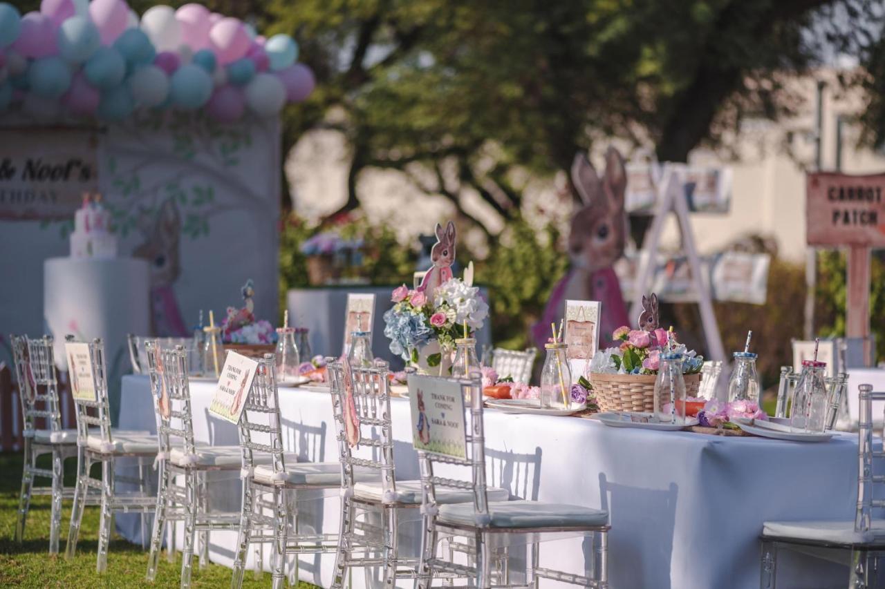 Al Messila, A Luxury Collection Resort & Spa, דוחה מראה חיצוני תמונה A party