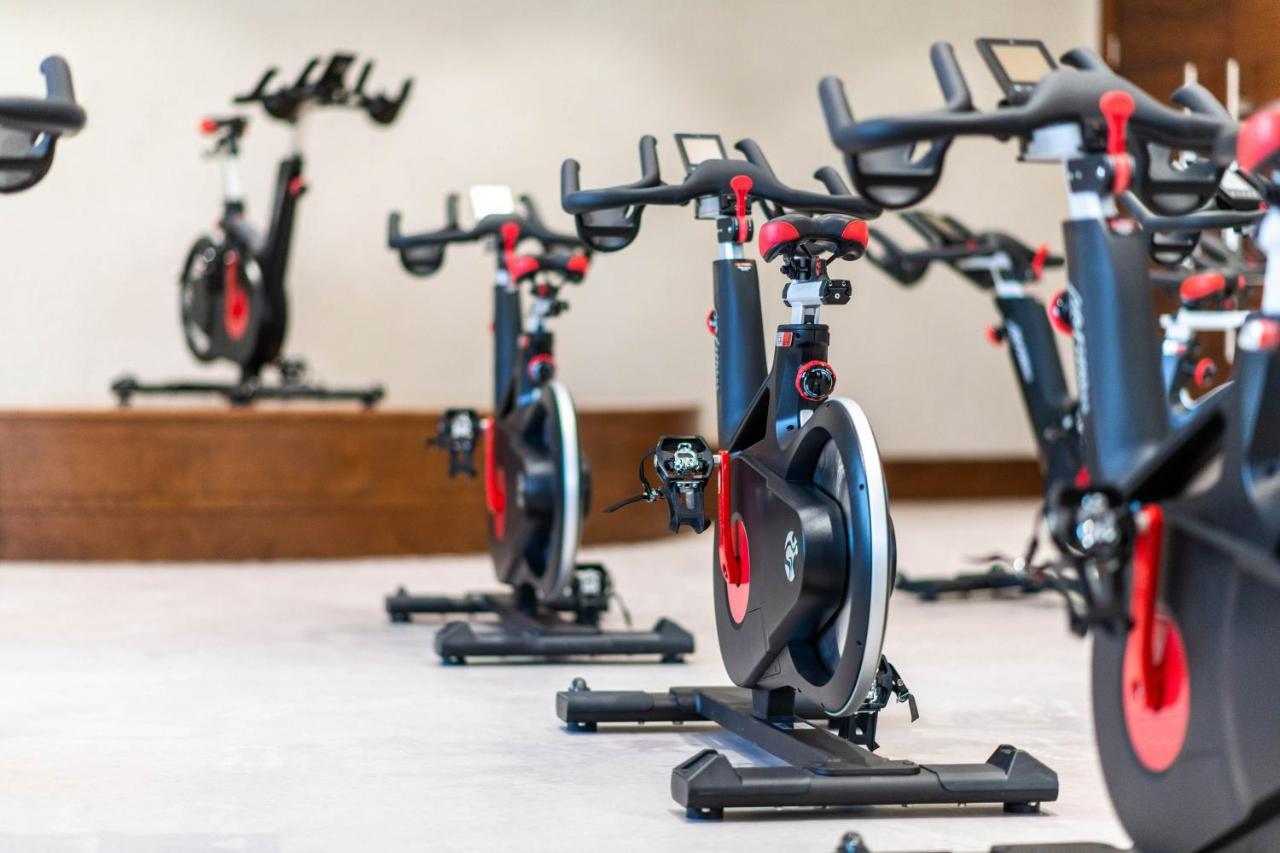 Al Messila, A Luxury Collection Resort & Spa, דוחה מראה חיצוני תמונה Indoor cycling bikes