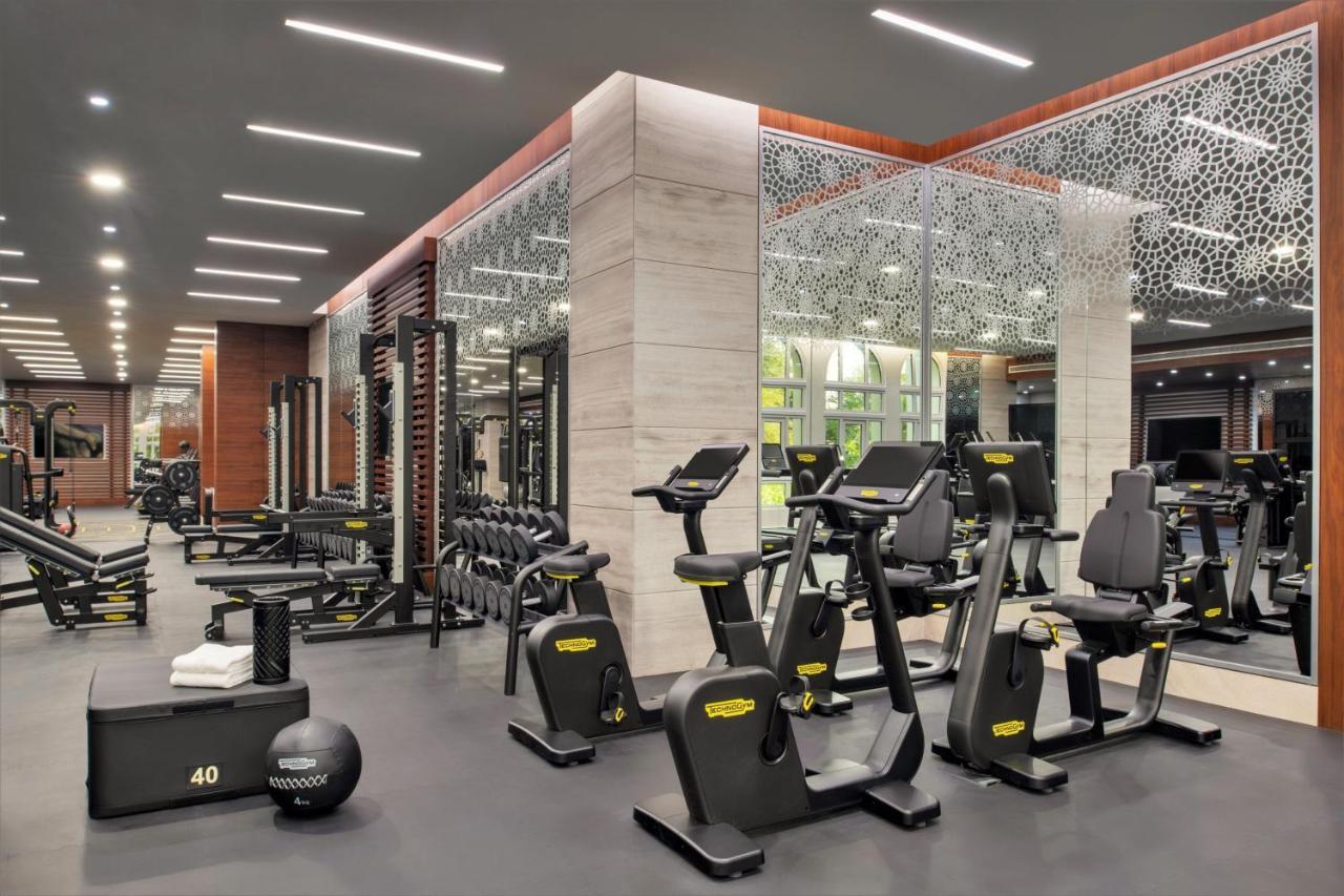 Al Messila, A Luxury Collection Resort & Spa, דוחה מראה חיצוני תמונה The gym at the hotel