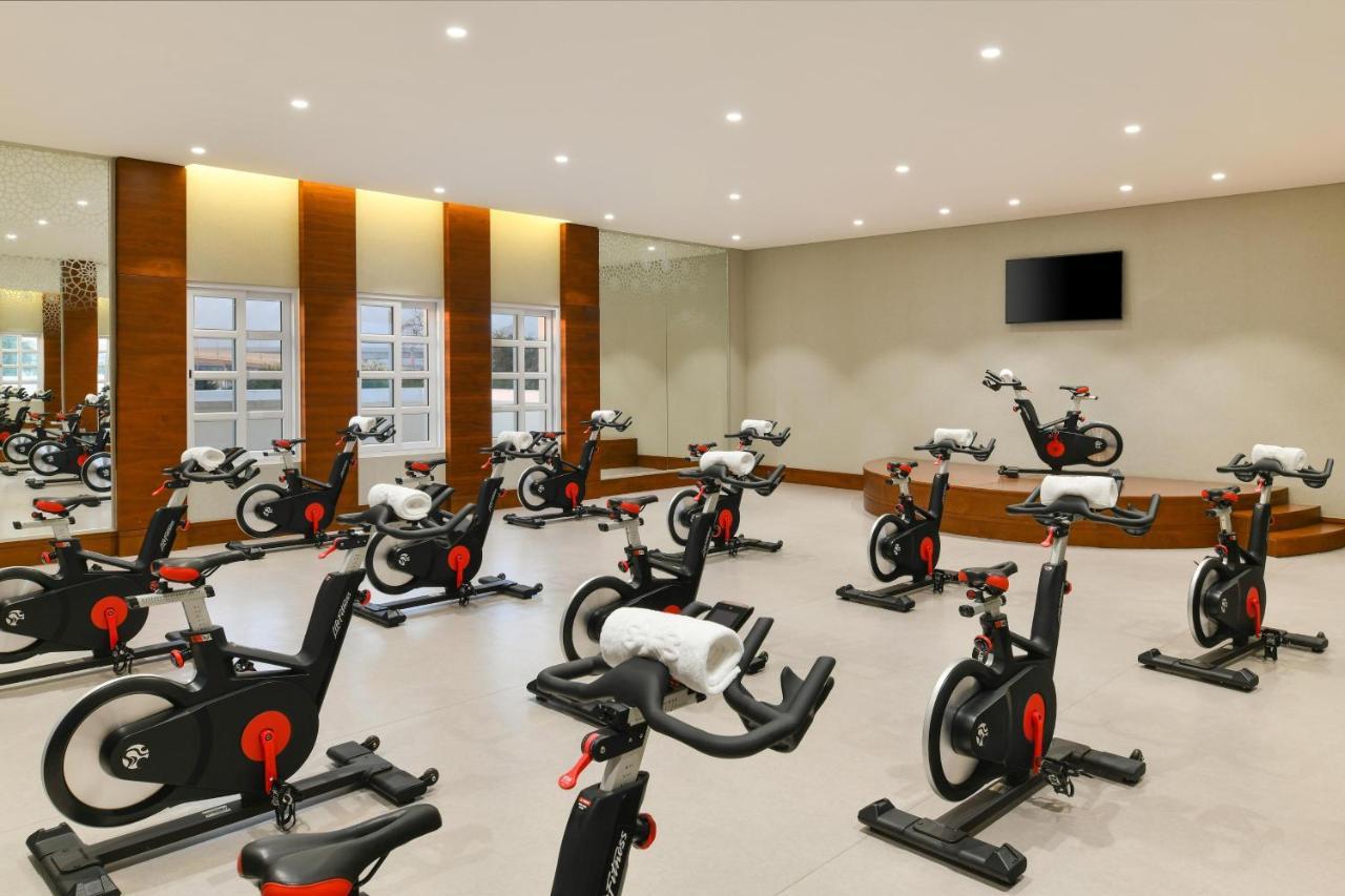 Al Messila, A Luxury Collection Resort & Spa, דוחה מראה חיצוני תמונה A spinning class at a hotel