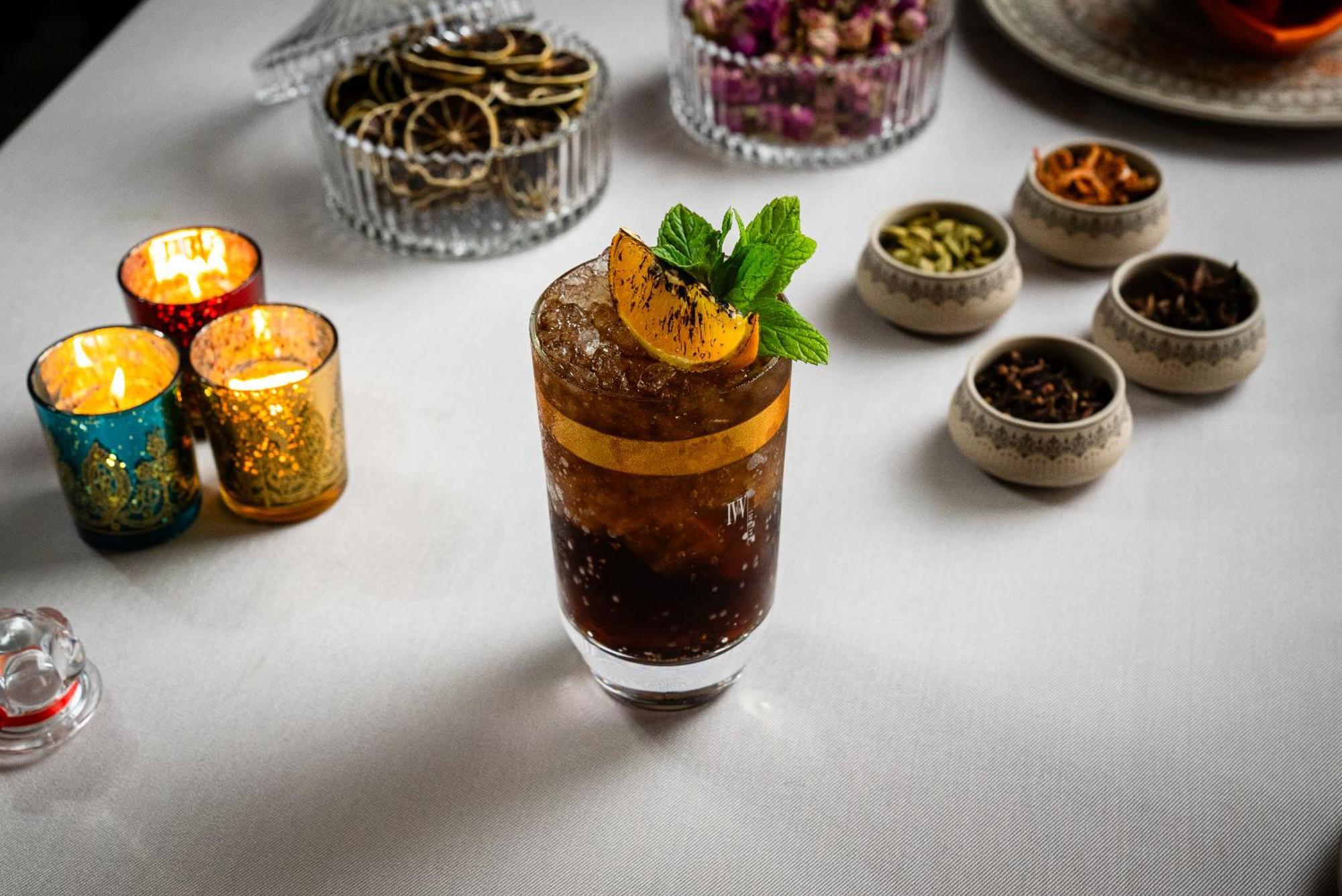 Al Messila, A Luxury Collection Resort & Spa, דוחה מראה חיצוני תמונה A masala chai cocktail